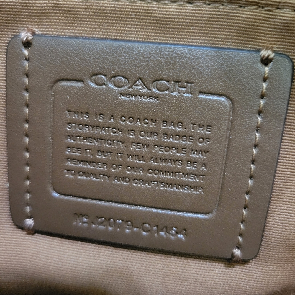 Coach Maya Shoulder Bag In White Gem
